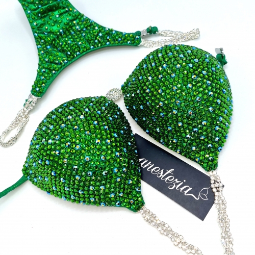 Poison Ivy Stock -Sujetador A-B (Triangulo con copa).  Braguita Xs  (U frontal, corte trasero estilo X-PRO).